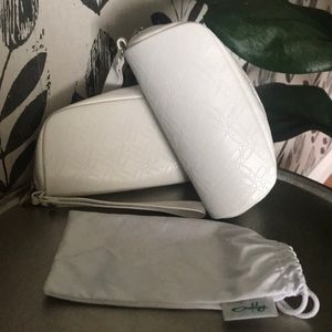 •Oakley Sunglass Cases•